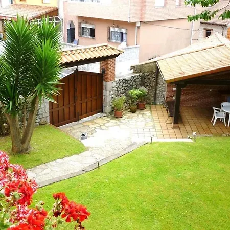 Las Endrinas Holiday home